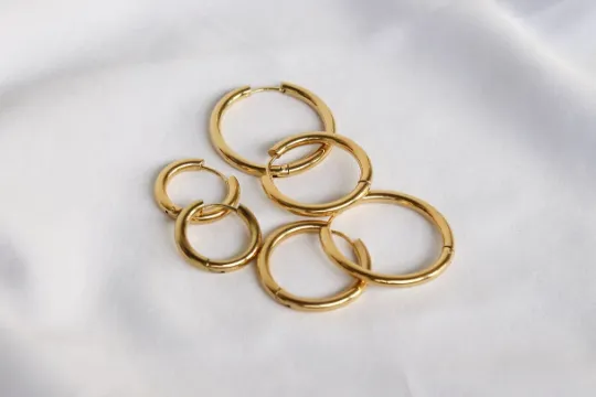 18K Gold-Filled Dainty Hoop Earrings | 15mm Small Hoop Earrings