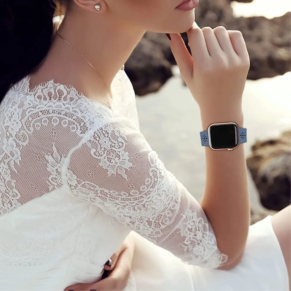Apple Watch (45mm) stylish blossom silicone watch strap - Blue