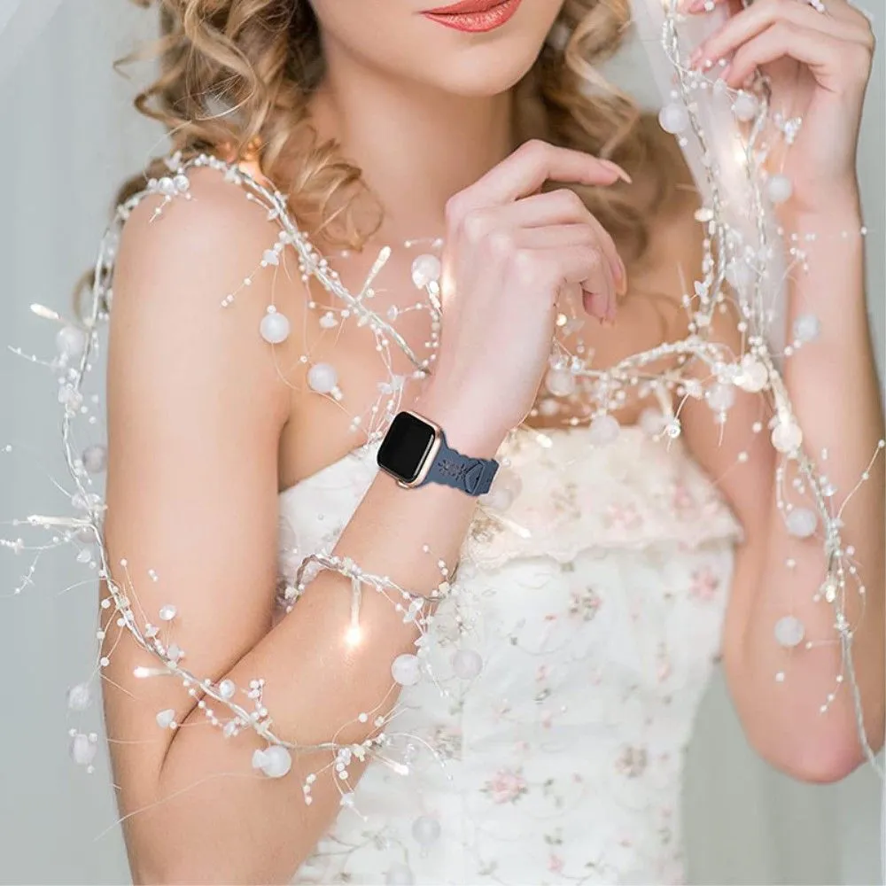 Apple Watch (45mm) stylish blossom silicone watch strap - Blue