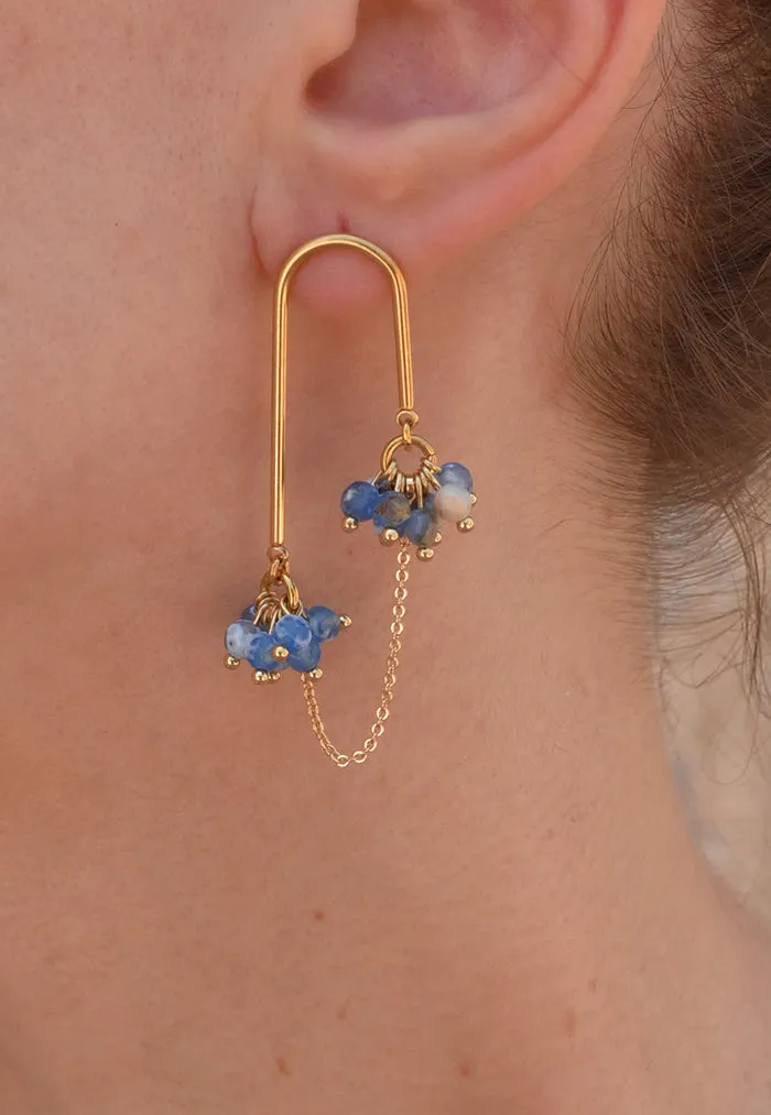 Envet Chandelier Earrings