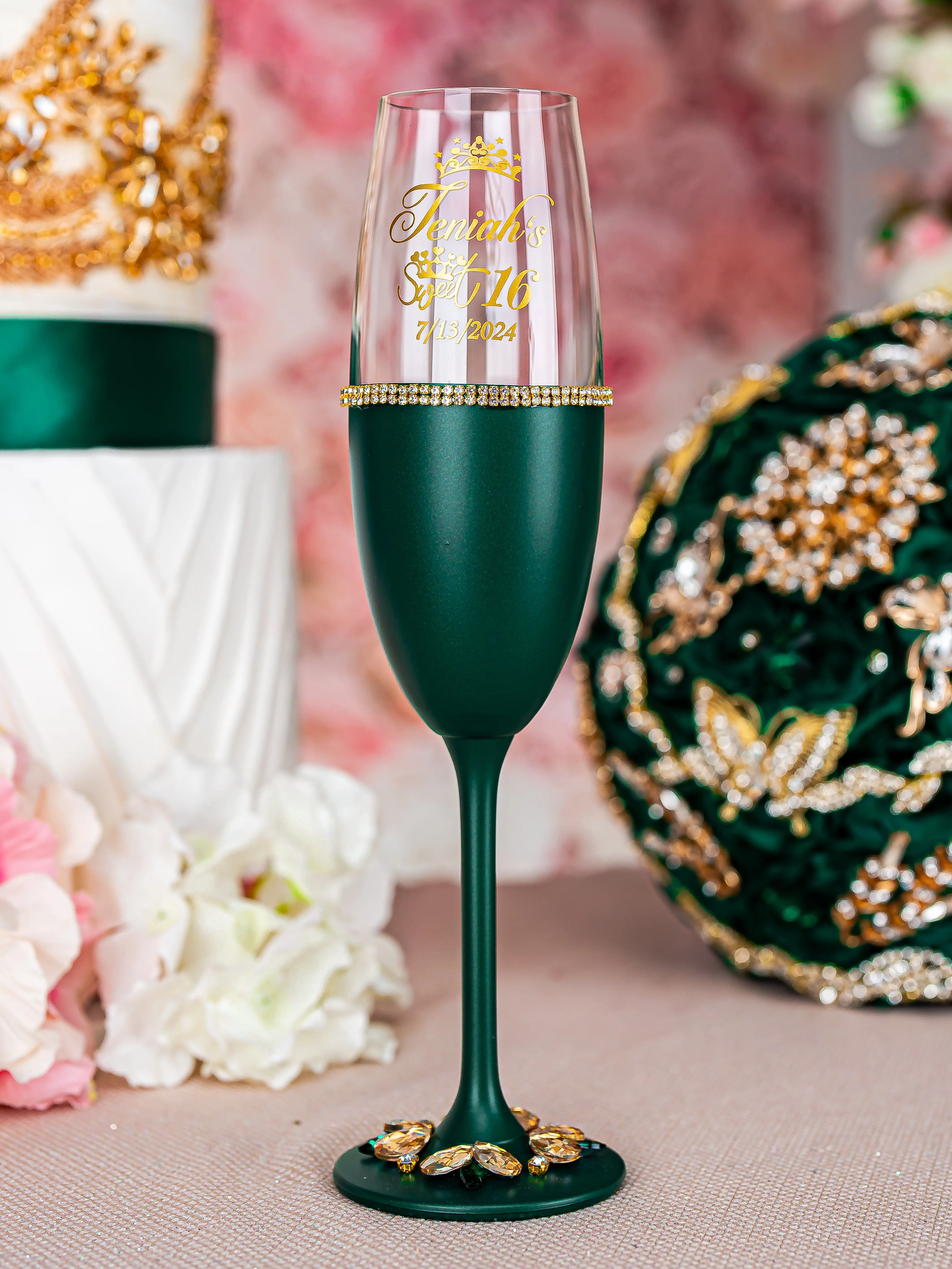 Green 26 quinceanera champagne glasses (simple design)