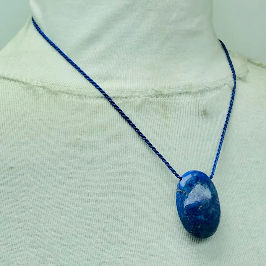 Lapis Lazuli Gemstone Oval Shape Pendant Necklace