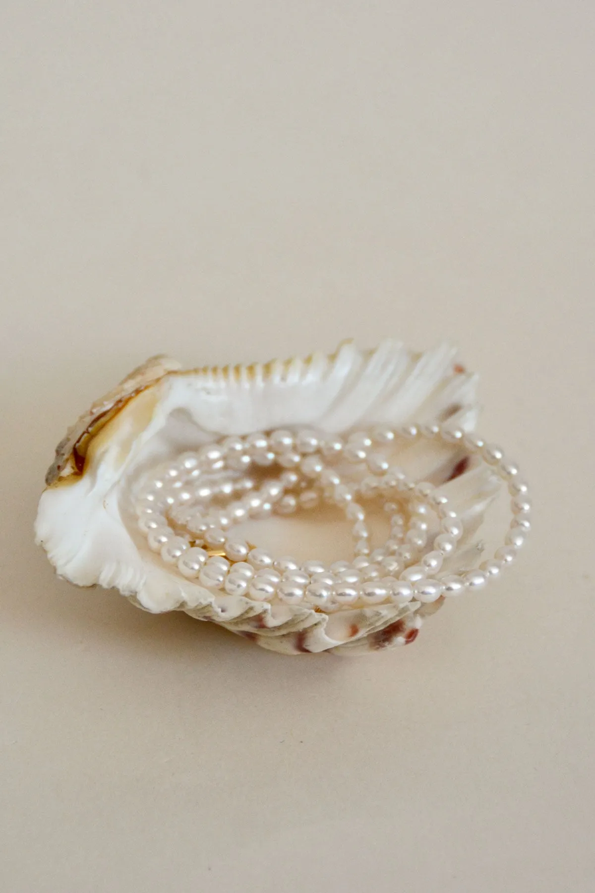 Pearl belly chain gold plated
