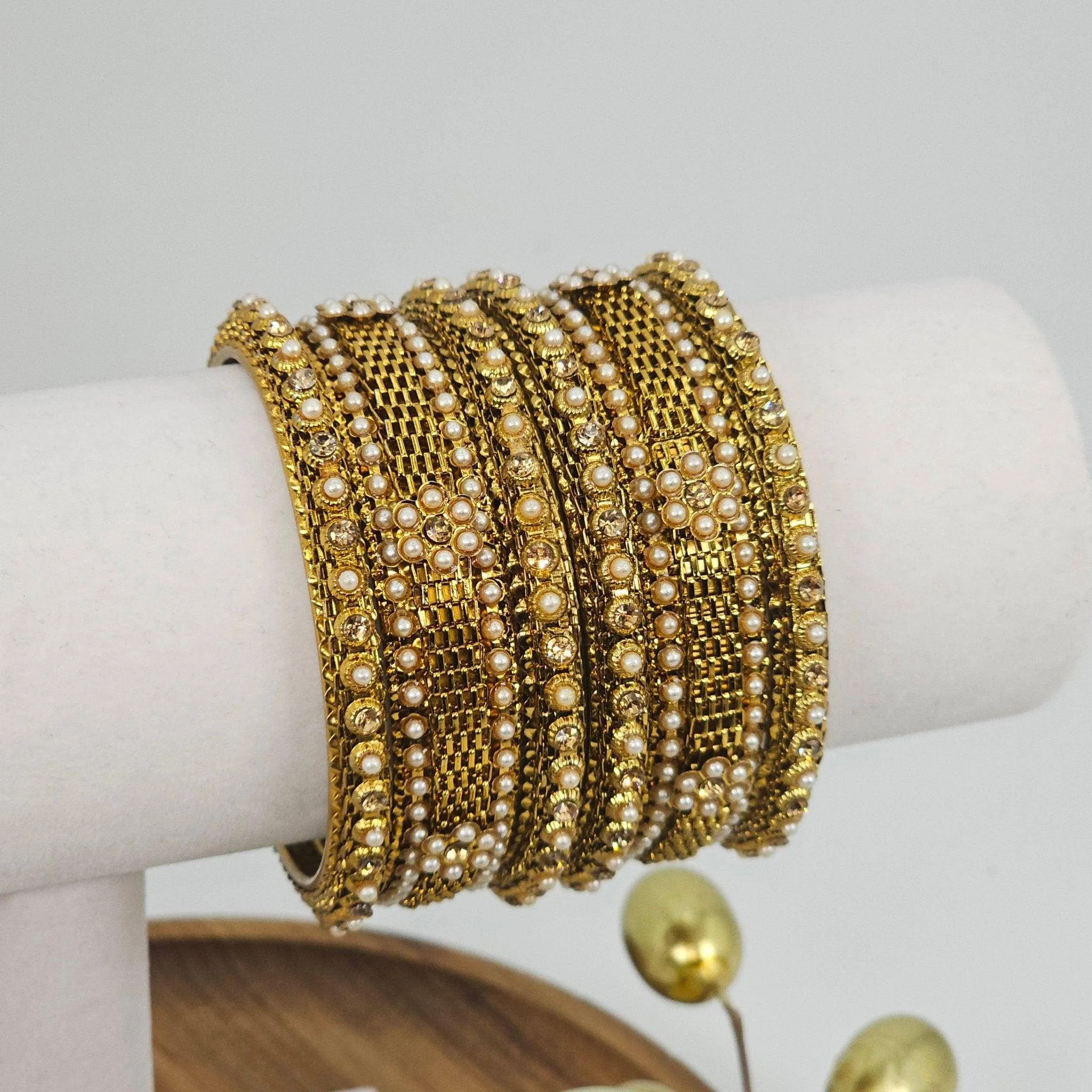 Set of 6 Pcs Gold Metal bangle set