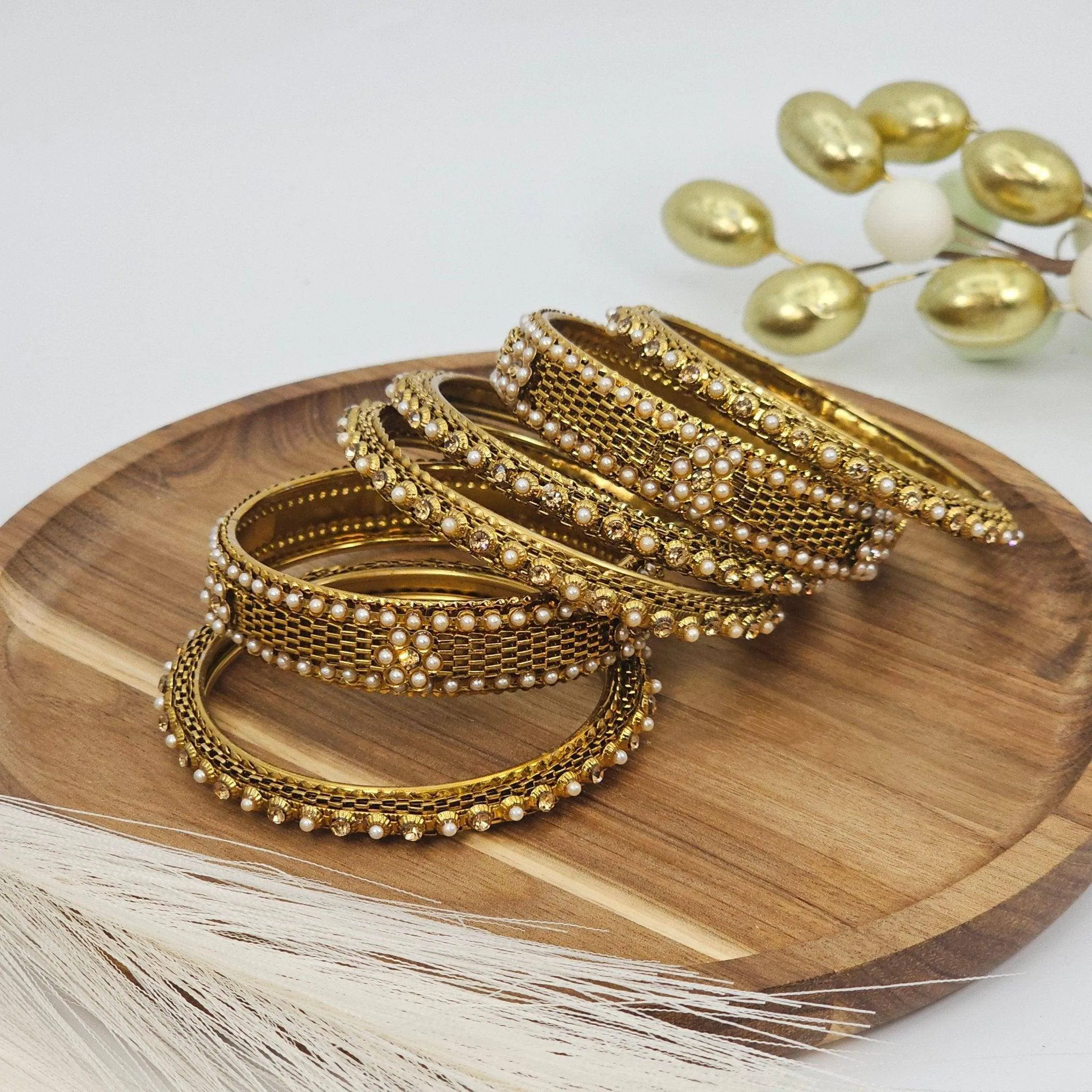 Set of 6 Pcs Gold Metal bangle set