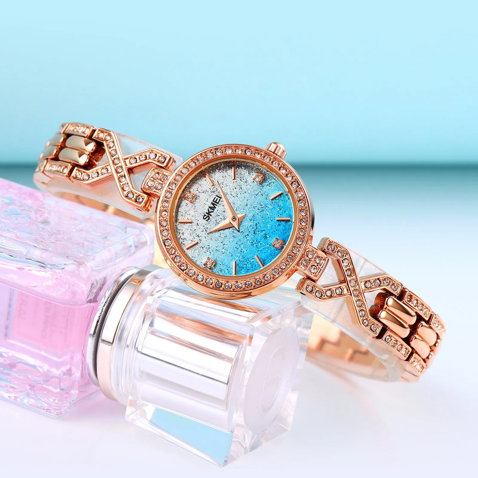 SKMEI 2001 Romantic Ultra-thin Wristwatch Rhinestones Bracelet for Women